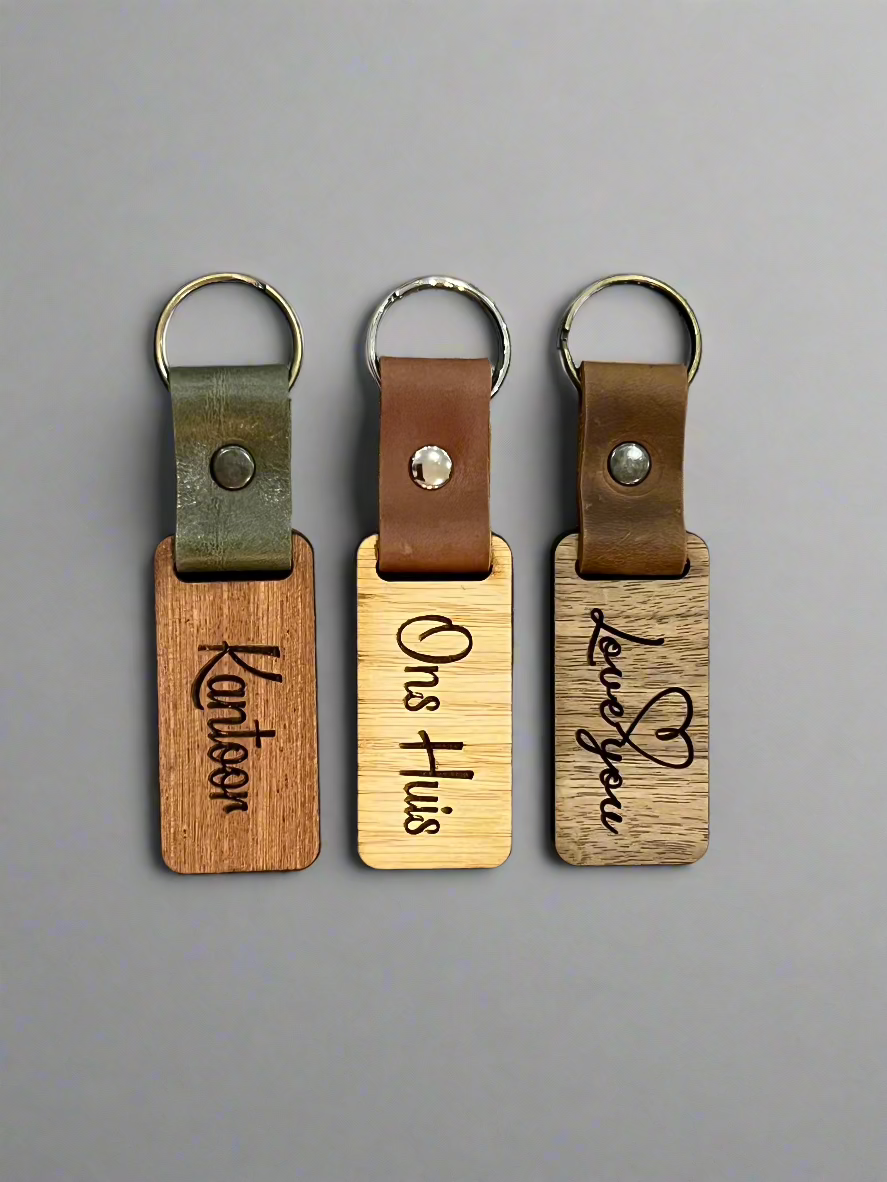 Keyring with Leather and Wood