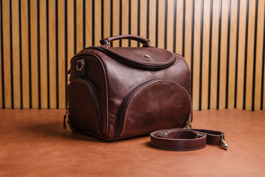 Leather Vanity Bag – Travel Toiletry & Makeup Case with Shoulder