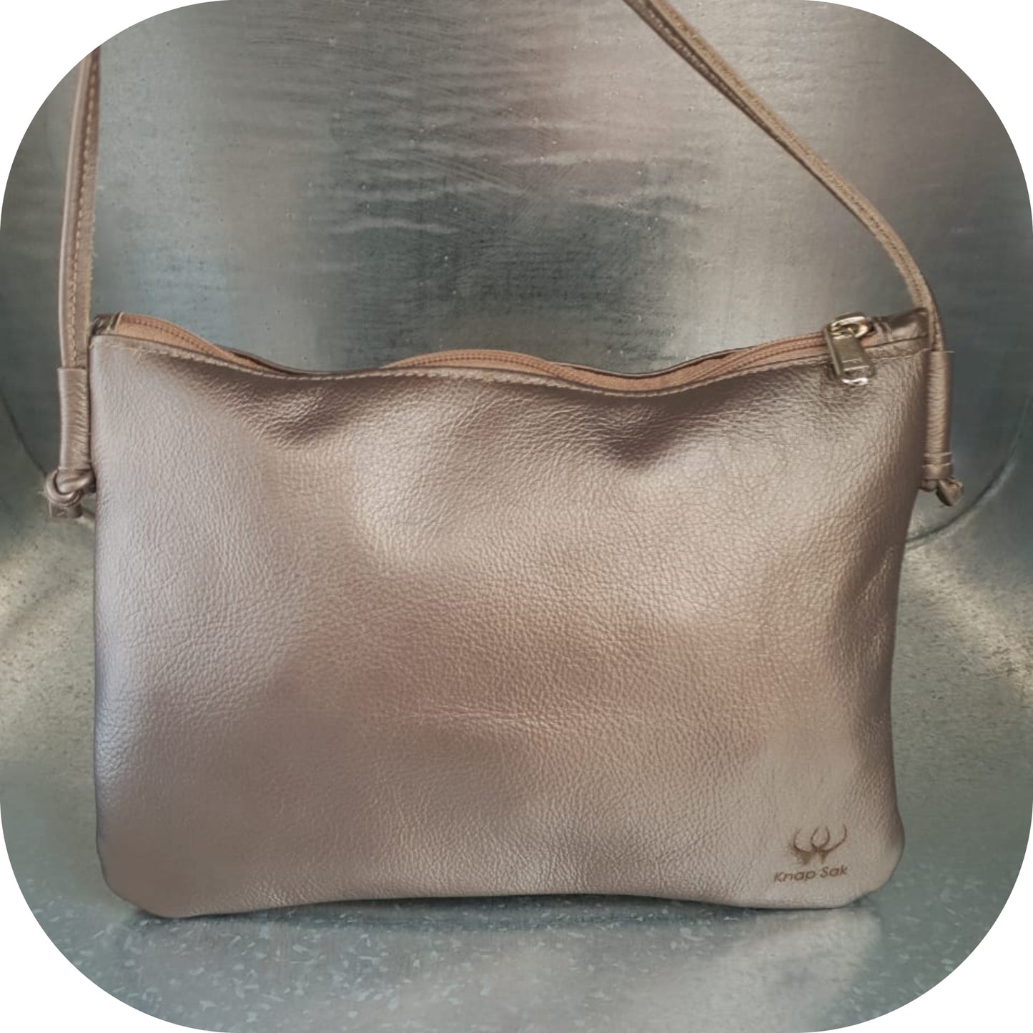 Large Leather Slingbag