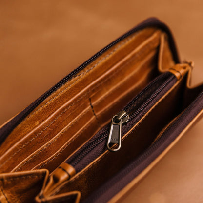 Ladies Zip Leather Wallet