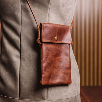 The Mini Slingbag with stud