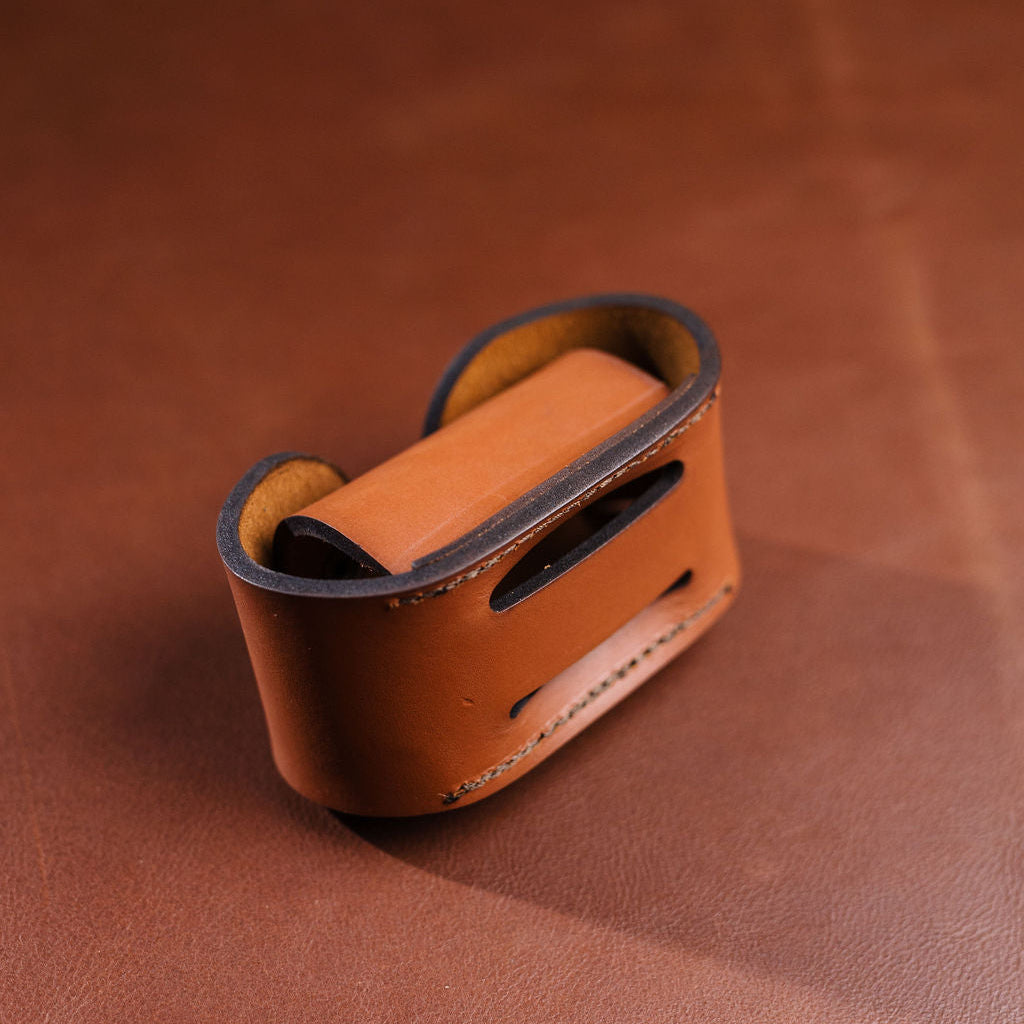 Leather Golf Ball Holder | Premium Golf Accessory | Knap Sak