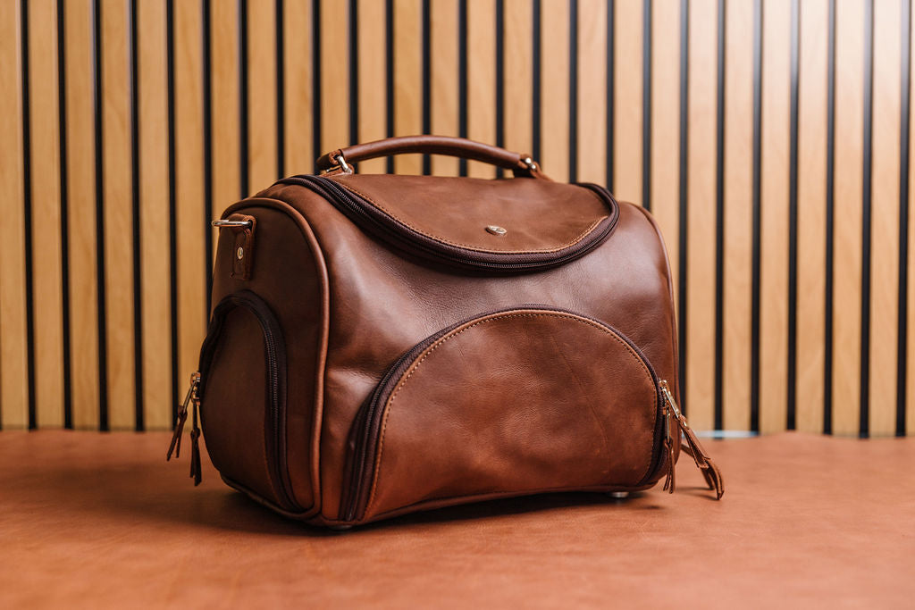Leather Vanity Bag – Travel Toiletry & Makeup Case with Shoulder