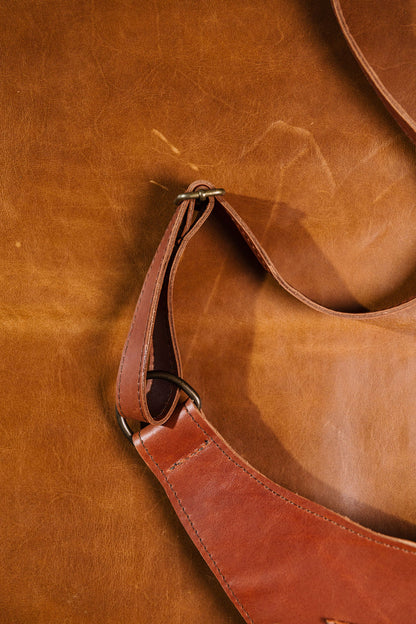 Venus Sling bag Small
