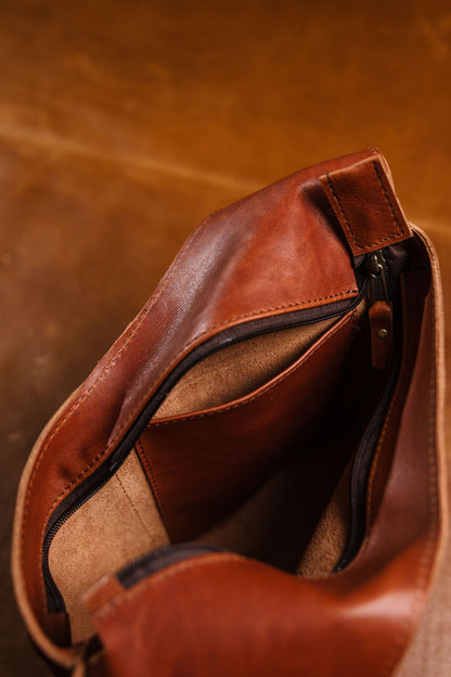 Venus Sling bag Small