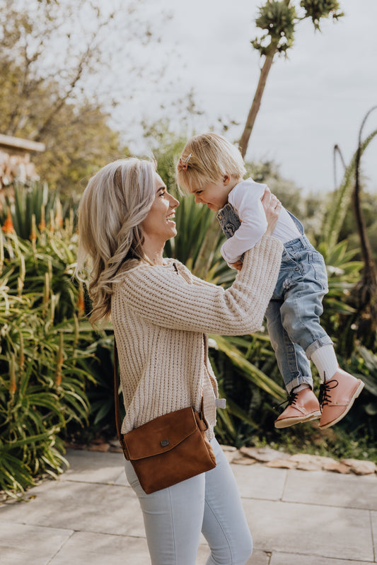 Sling with changeable strap