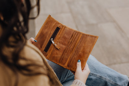 Ladies Wallet with Clip