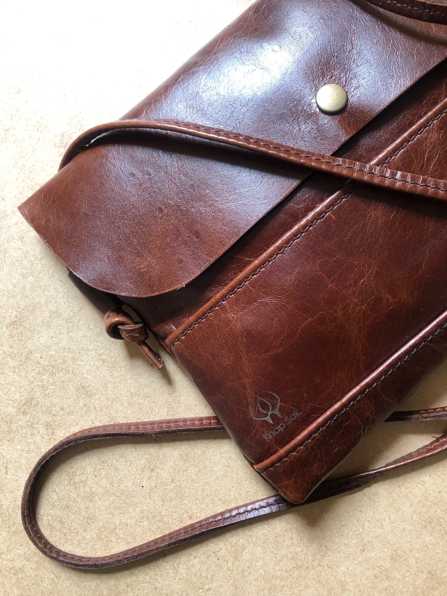 Sling with stud